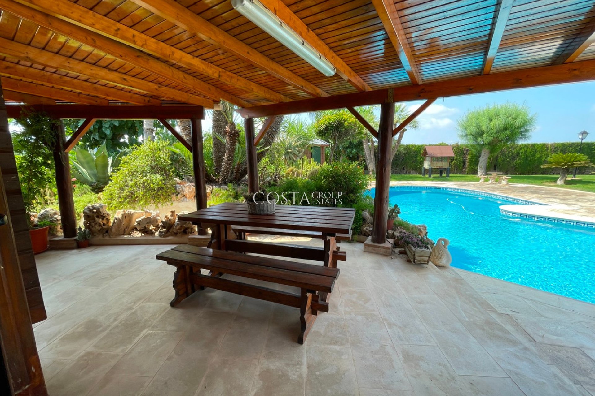 Herverkoop - Villa -
San Fulgencio - La Marina