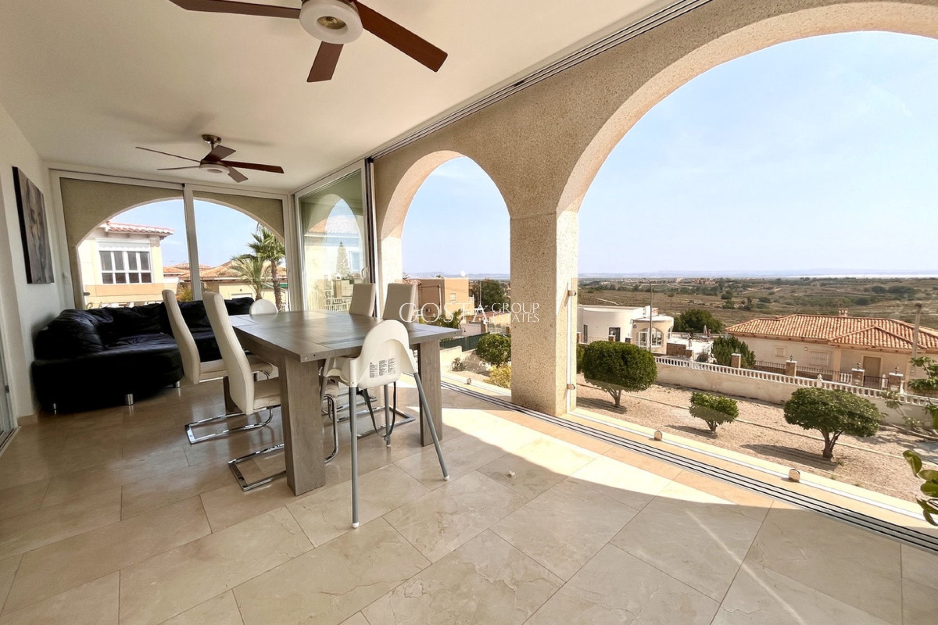 Herverkoop - Villa -
San Miguel de Salinas - San Miguel de Salinas Centro