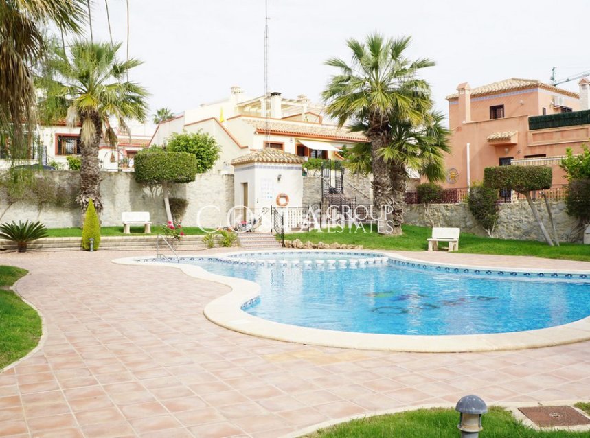 Herverkoop - Villa -
San Miguel de Salinas - San Miguel de Salinas Centro