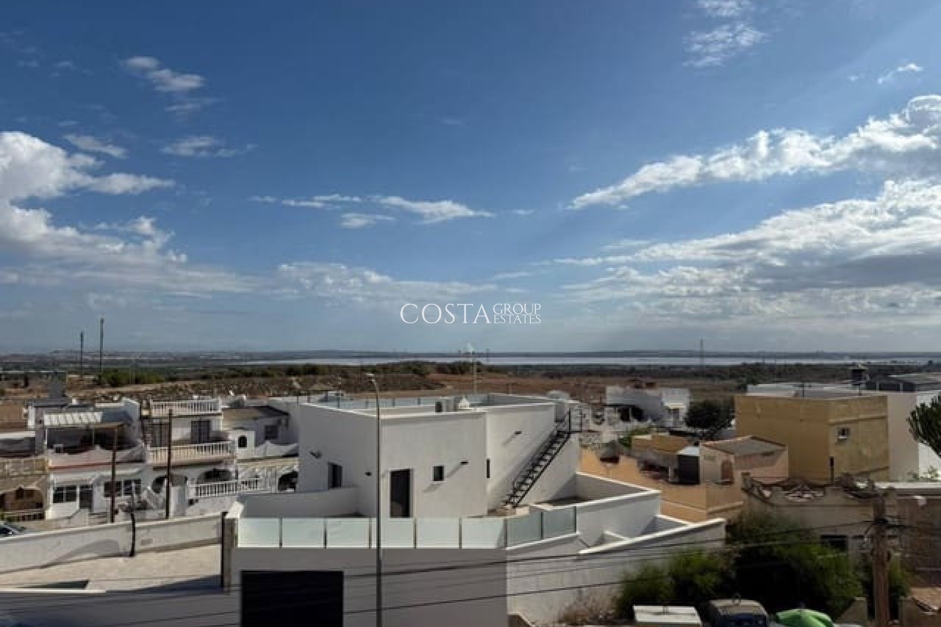 Herverkoop - Villa -
San Miguel de Salinas - San Miguel de Salinas Centro