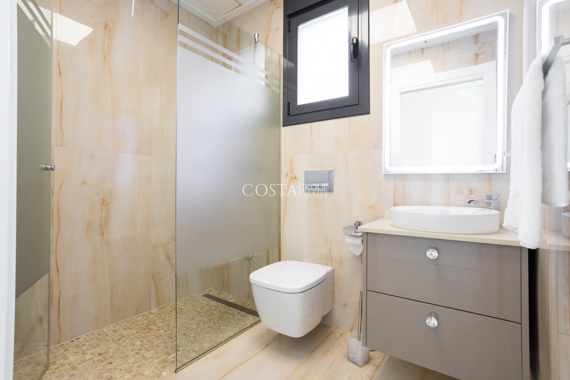 Herverkoop - Villa -
San Miguel de Salinas - San Miguel de Salinas Centro