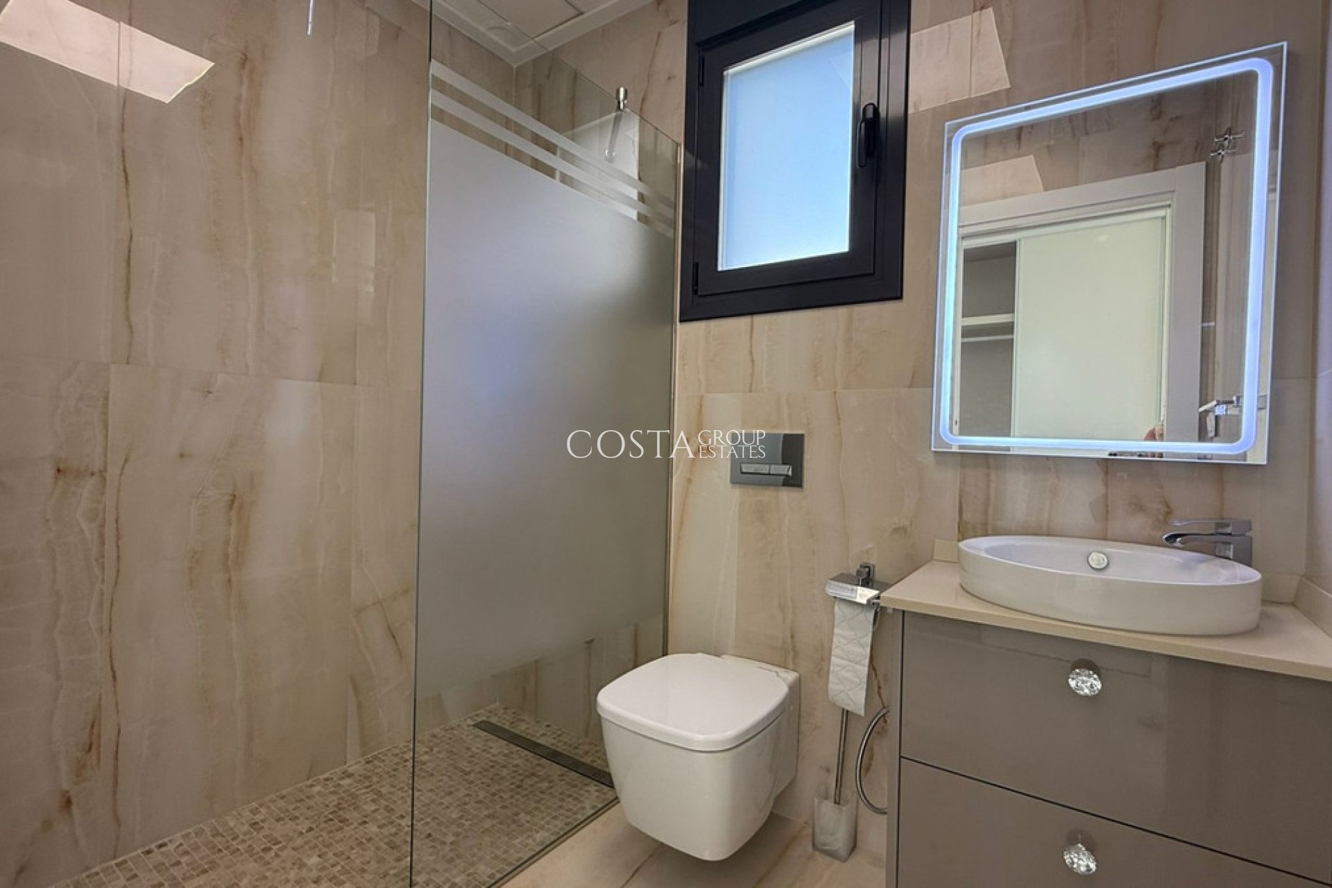 Herverkoop - Villa -
San Miguel de Salinas - San Miguel de Salinas Centro