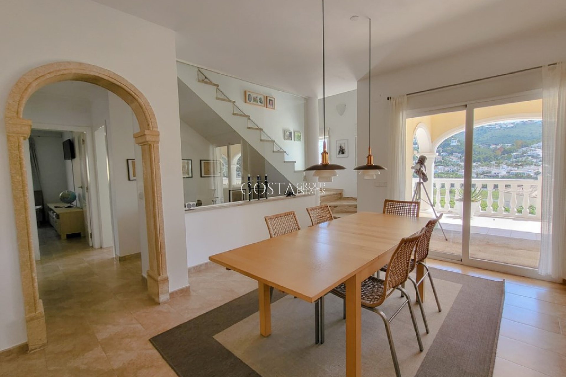 Herverkoop - Villa -
Teulada - Moraira