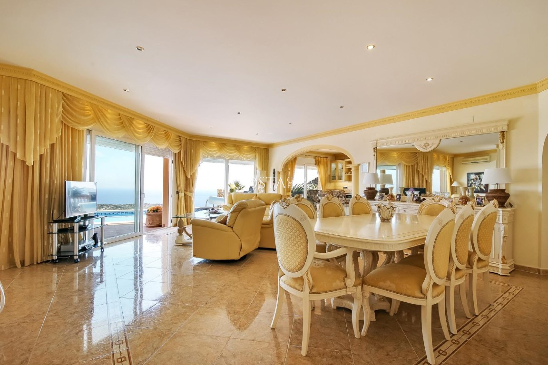 Herverkoop - Villa -
Teulada - Moraira