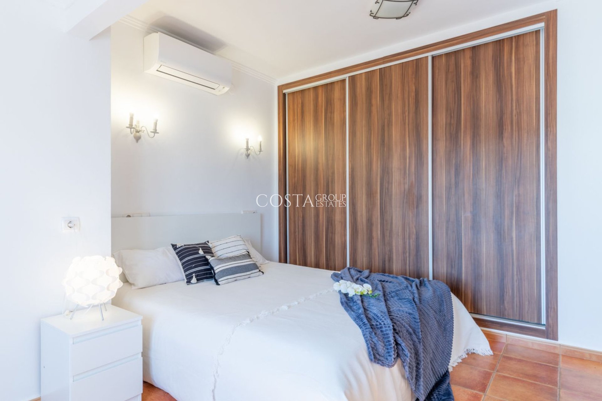 Herverkoop - Villa -
Teulada - Moraira