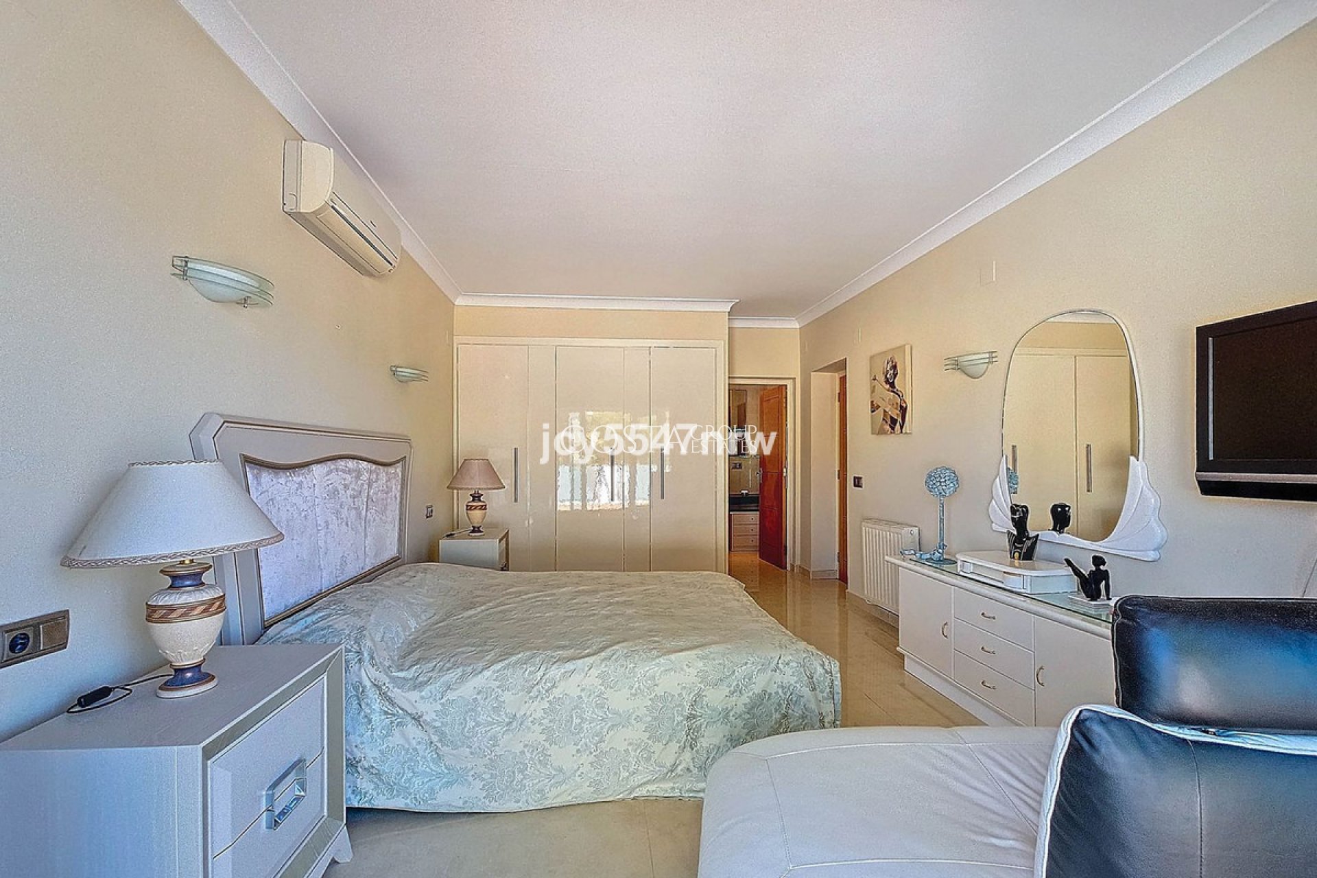 Herverkoop - Villa -
Teulada - Moraira
