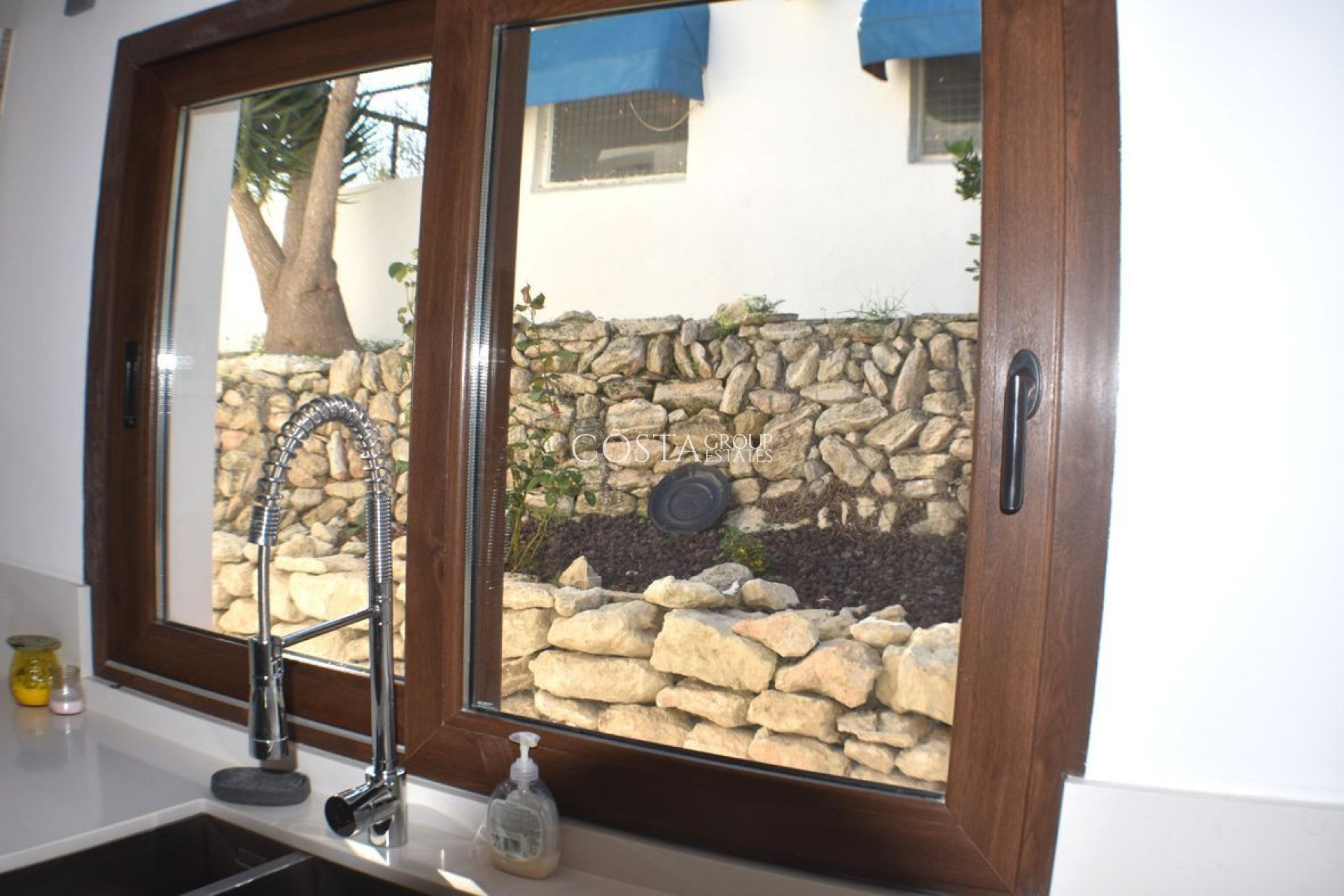 Herverkoop - Villa -
Teulada - Moraira