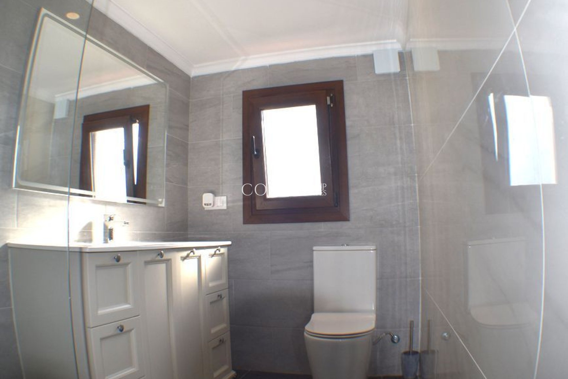 Herverkoop - Villa -
Teulada - Moraira