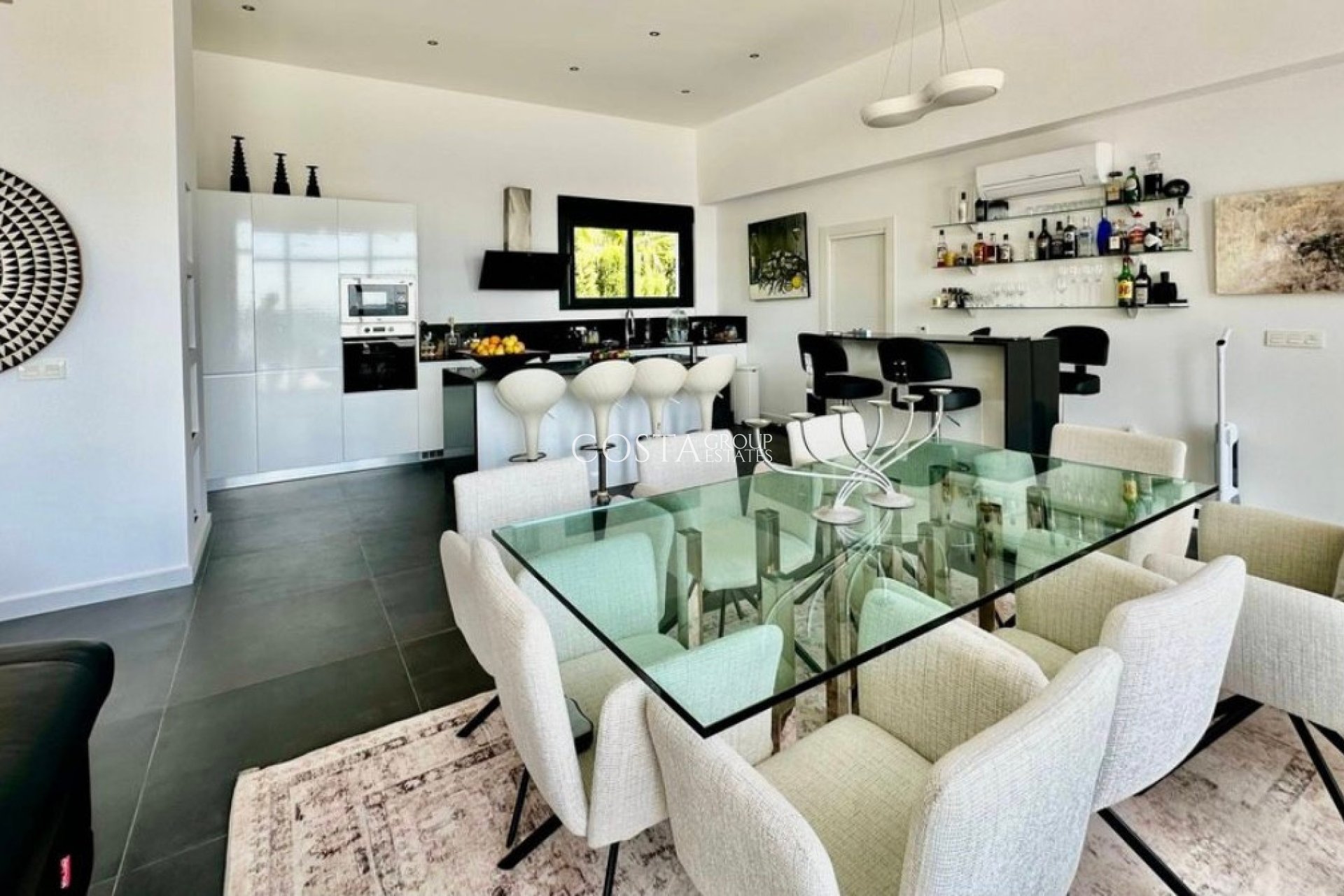 Herverkoop - Villa -
Teulada - Moraira