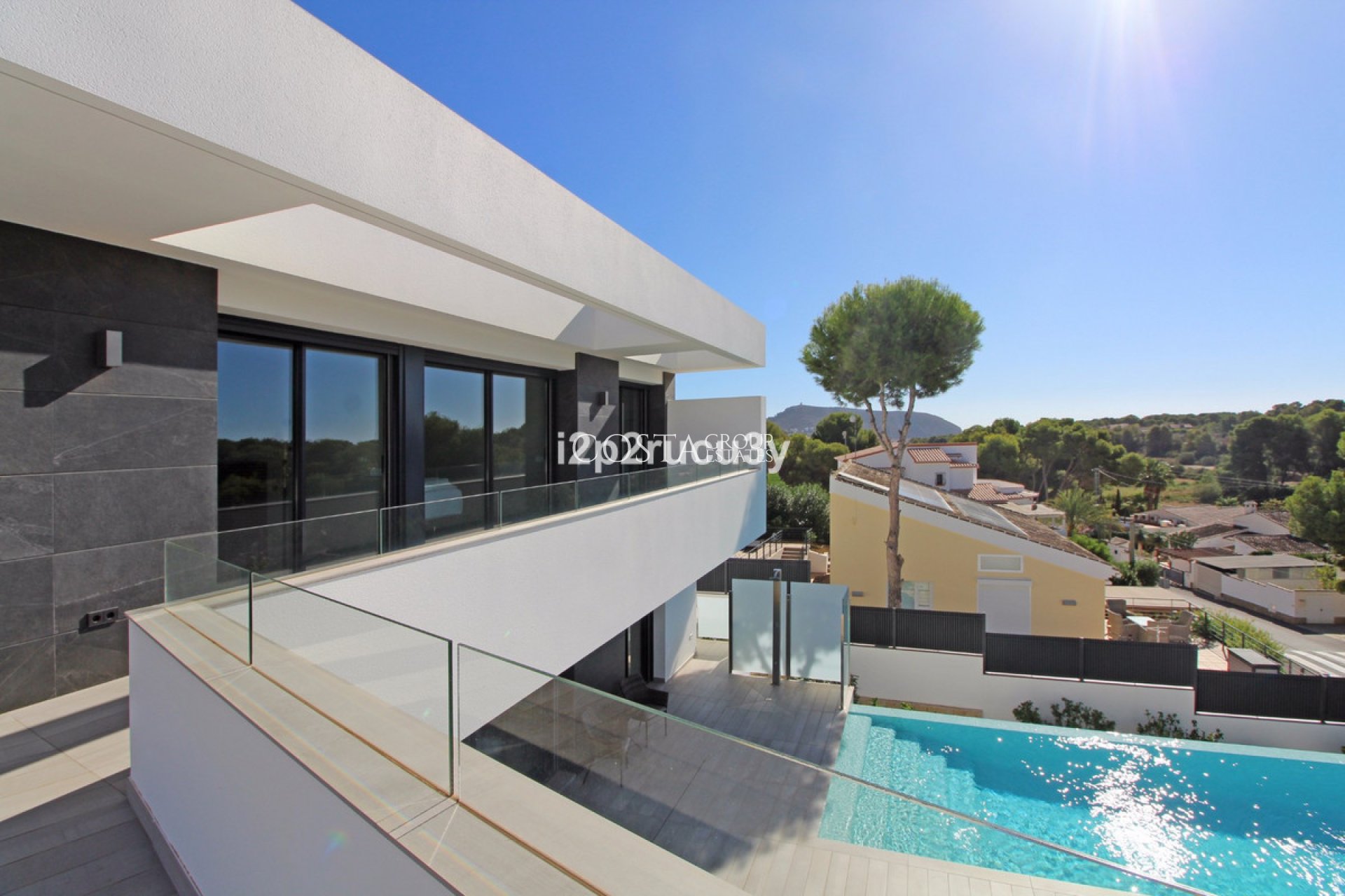 Herverkoop - Villa -
Teulada - Moraira