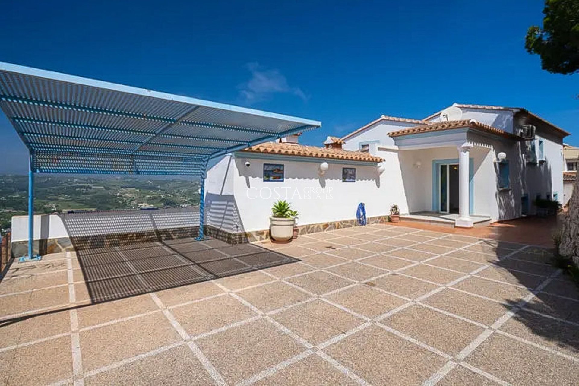 Herverkoop - Villa -
Teulada - Moraira
