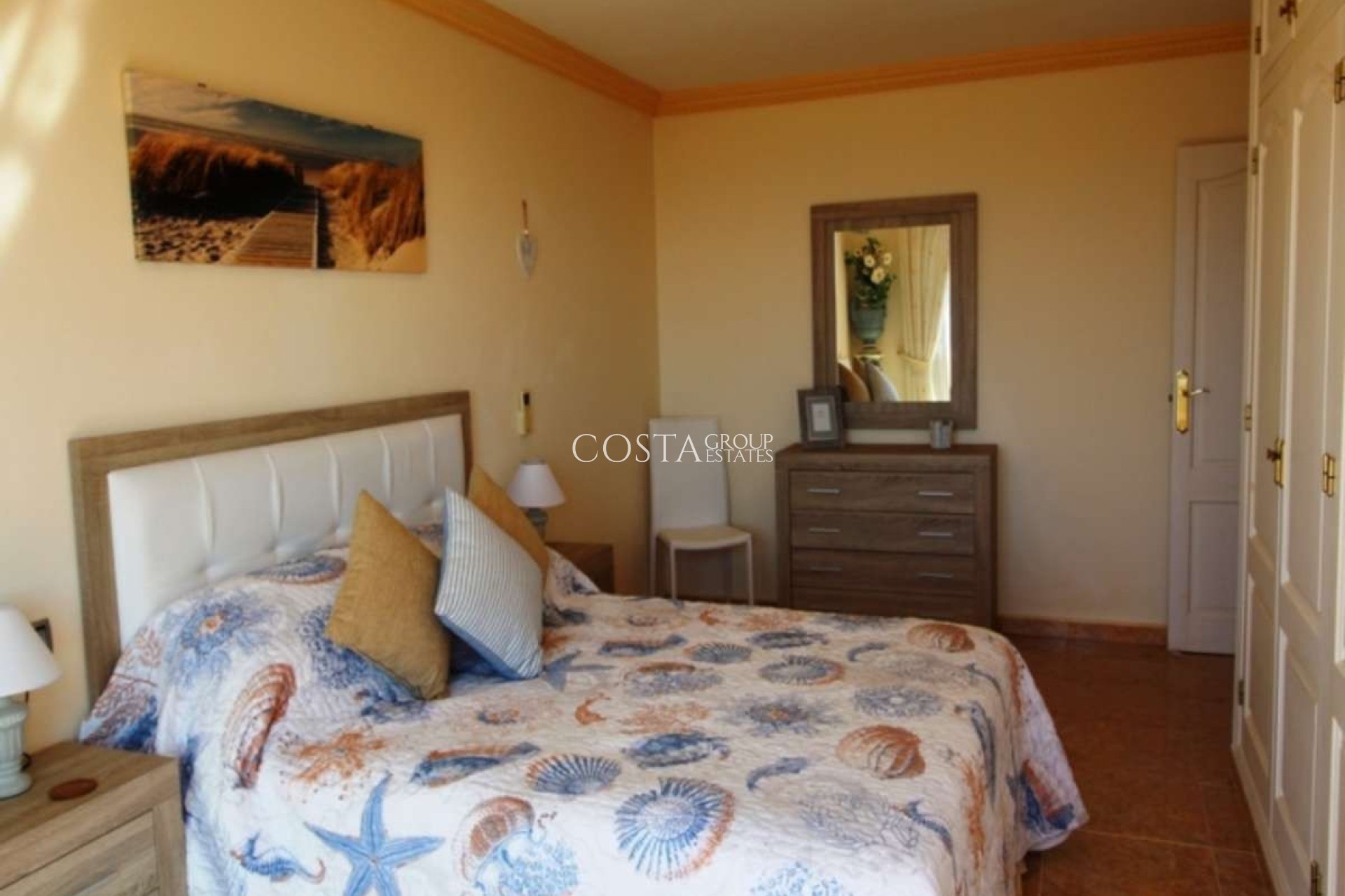 Herverkoop - Villa -
Teulada - Moraira