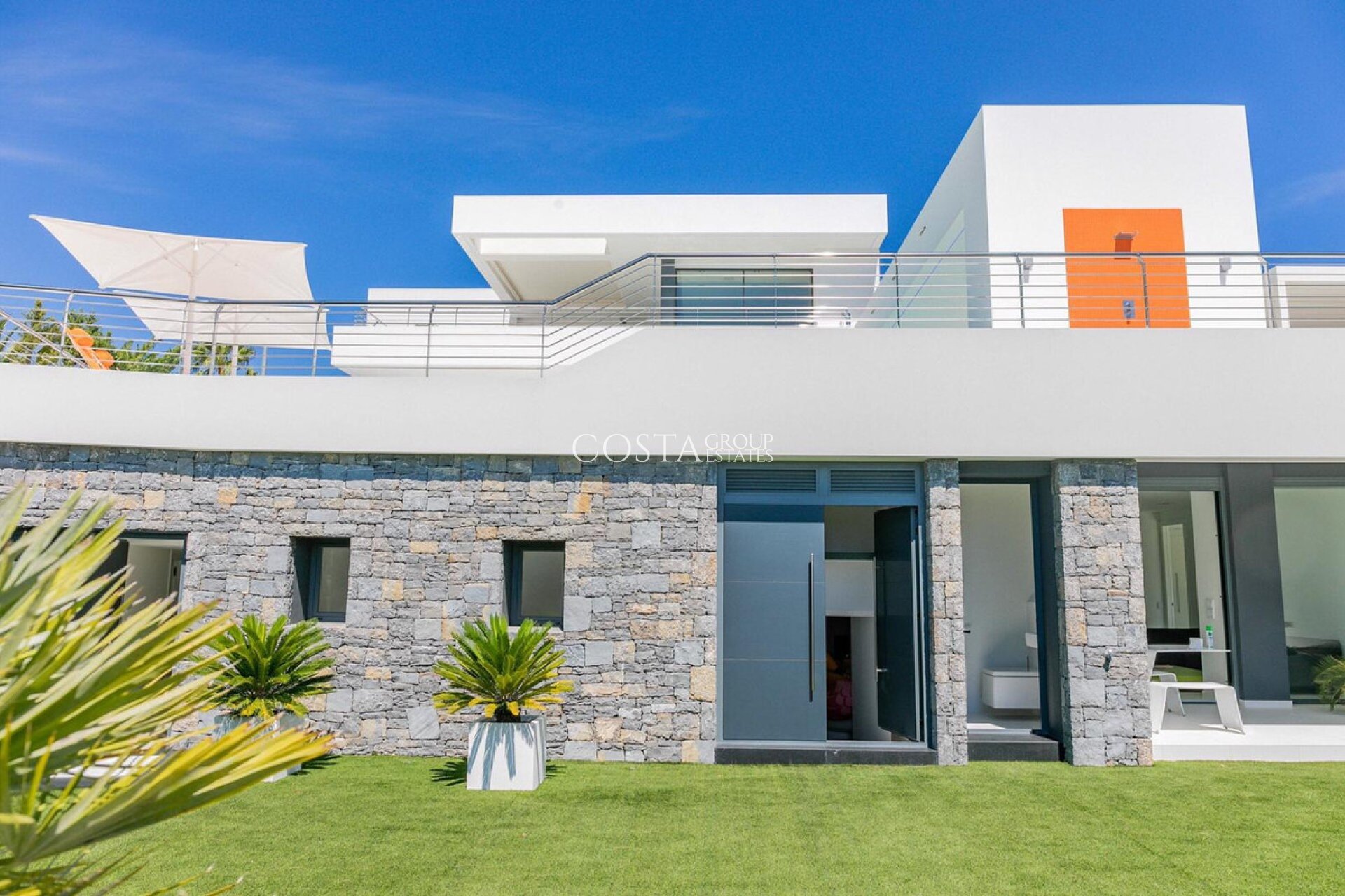 Herverkoop - Villa -
Teulada - Moraira