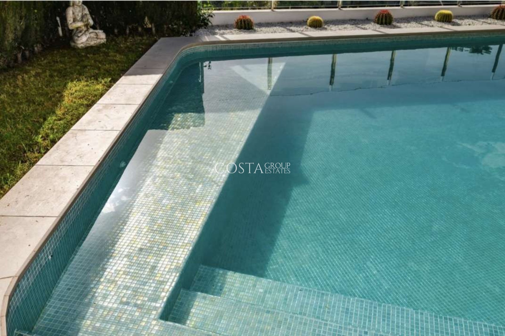 Herverkoop - Villa -
Teulada - Moraira