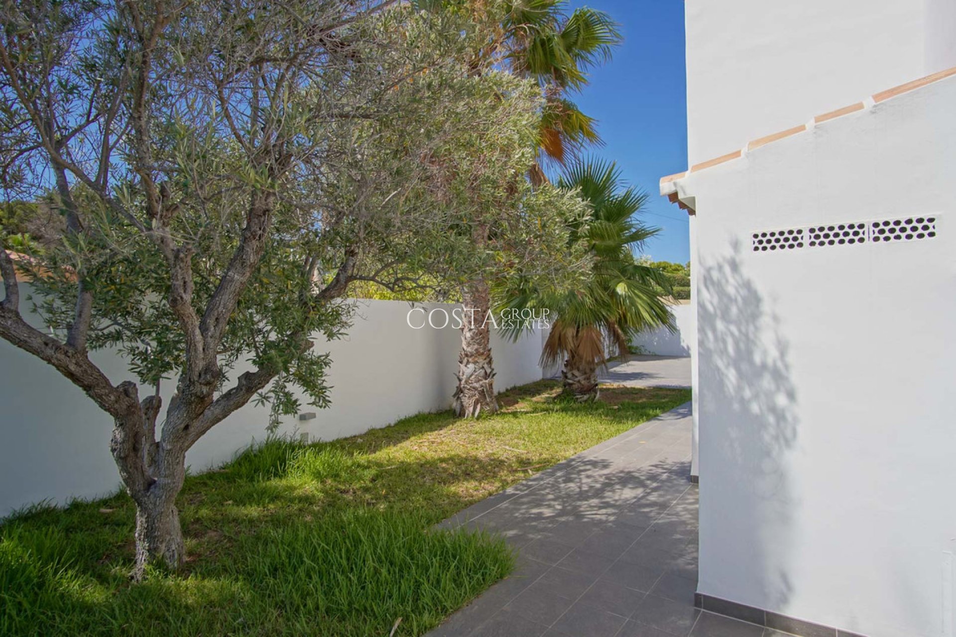 Herverkoop - Villa -
Teulada - Moraira