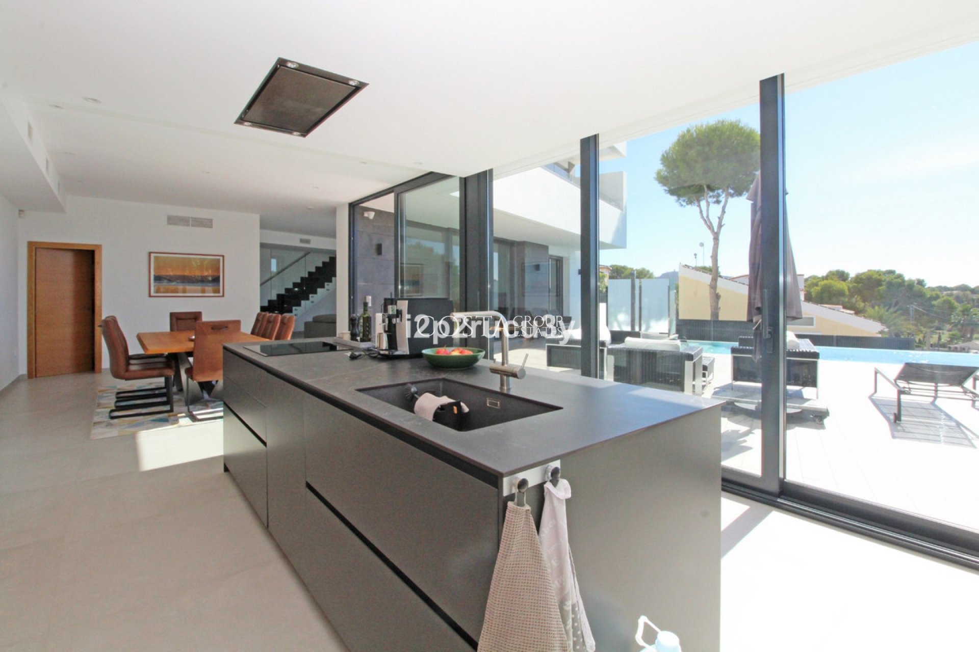 Herverkoop - Villa -
Teulada - Moraira