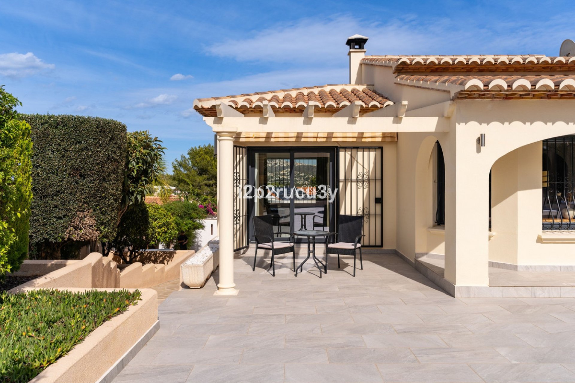 Herverkoop - Villa -
Teulada - Moraira