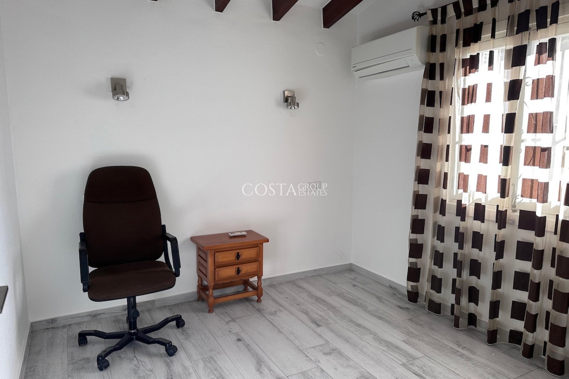 Herverkoop - Villa -
Teulada - Moraira