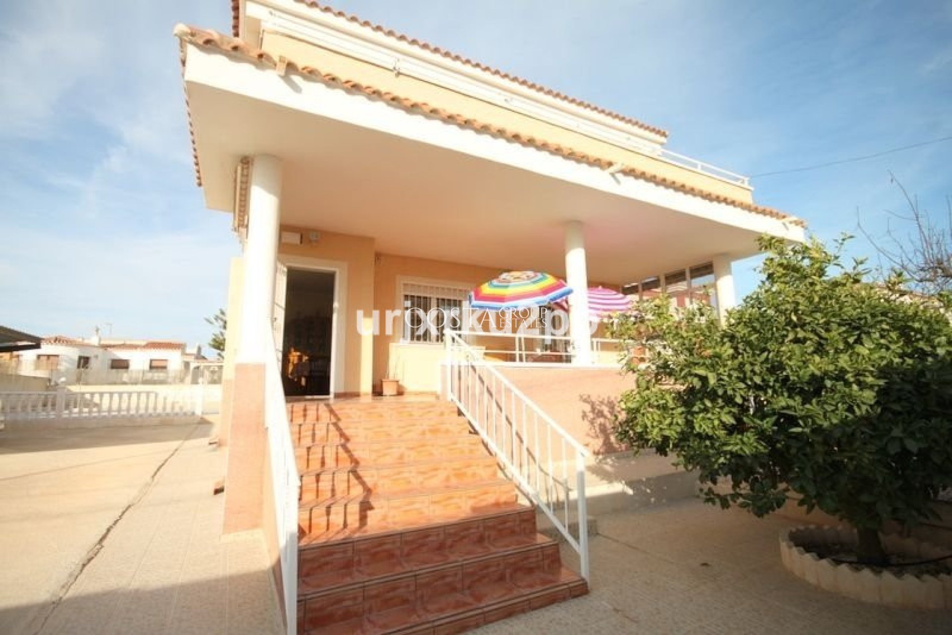 Herverkoop - Villa -
Torrevieja - Aguas Nuevas