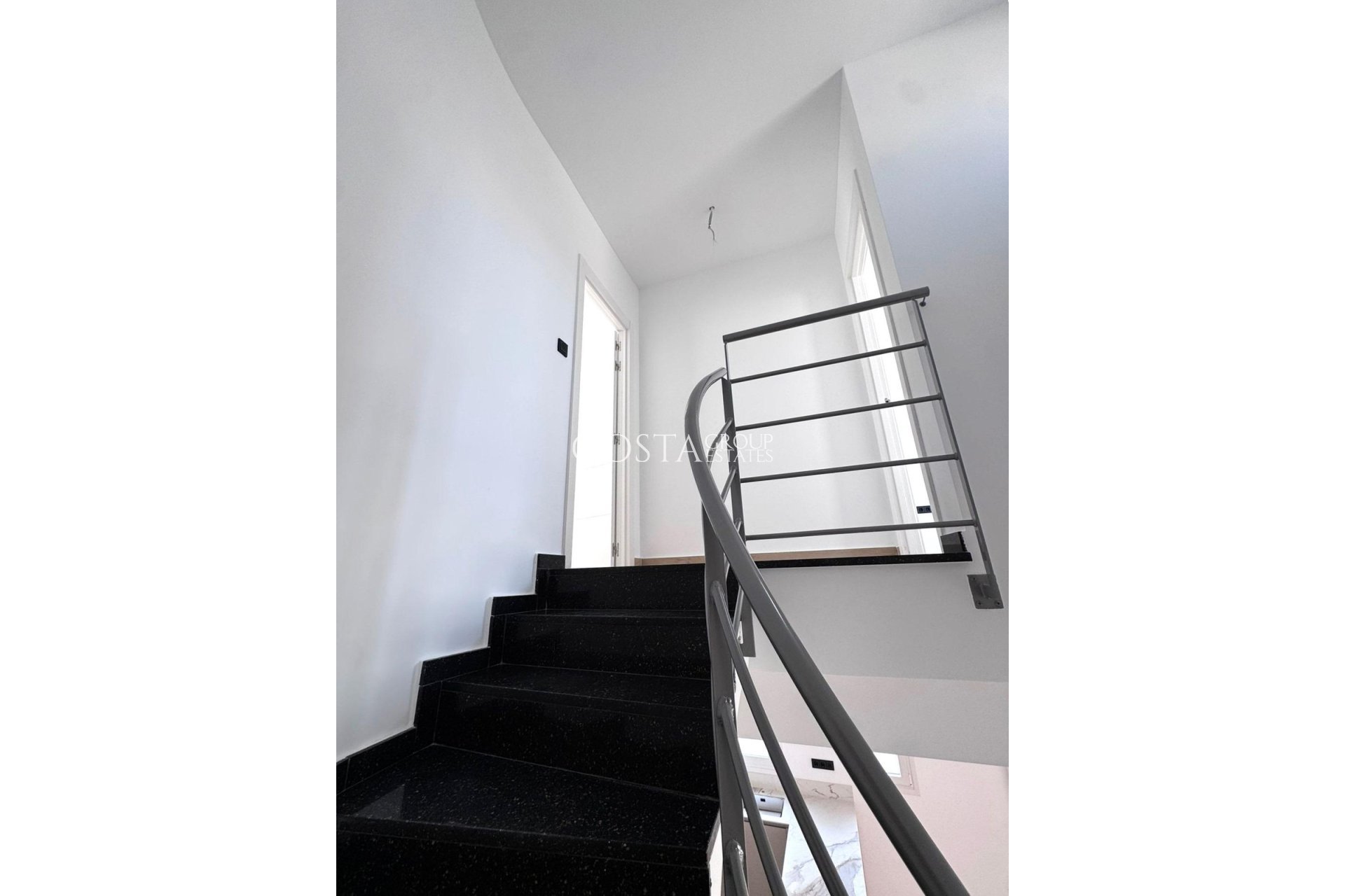 Herverkoop - Villa -
Torrevieja - Aguas Nuevas