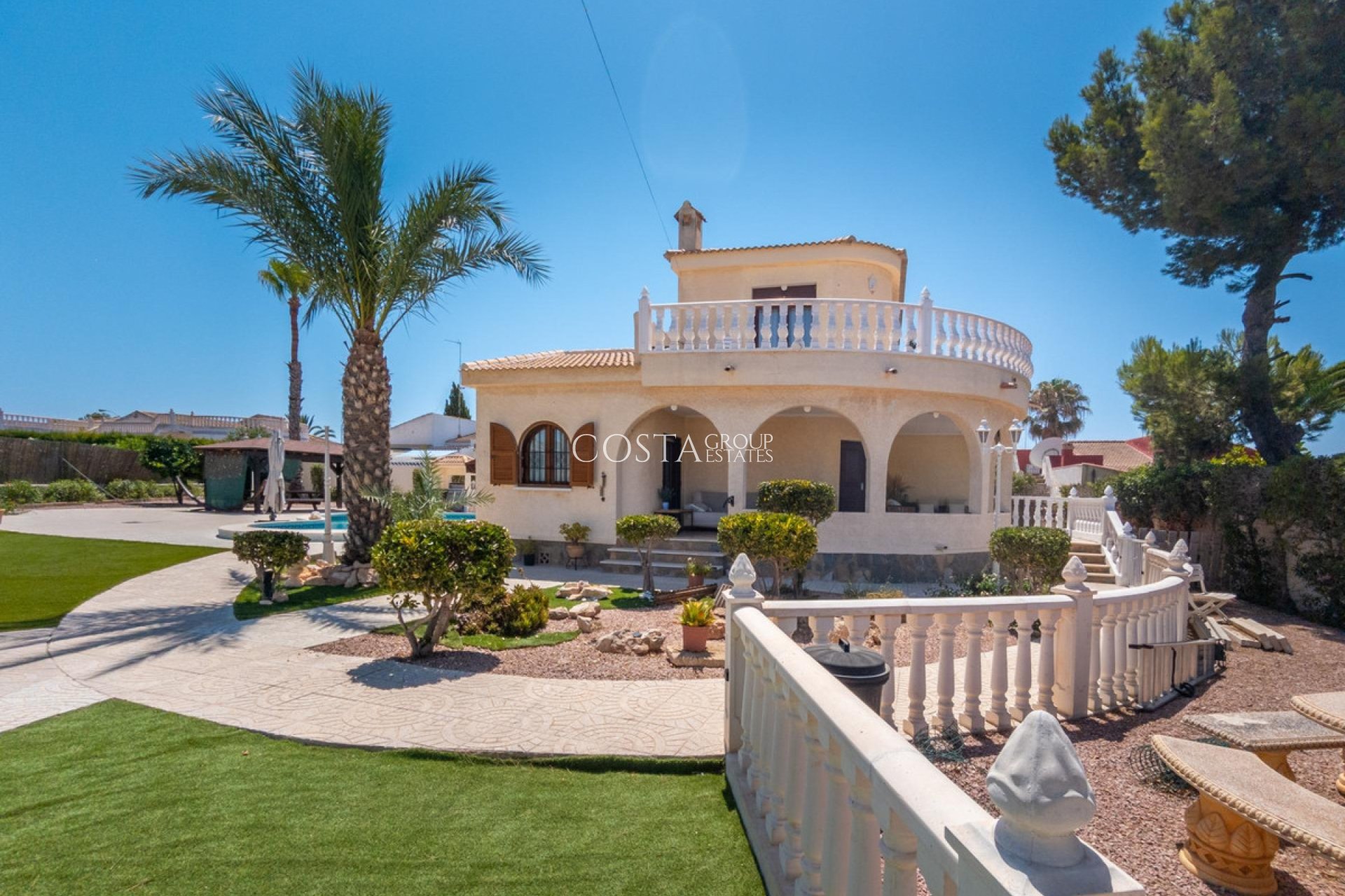 Herverkoop - Villa -
Torrevieja - El Chaparral