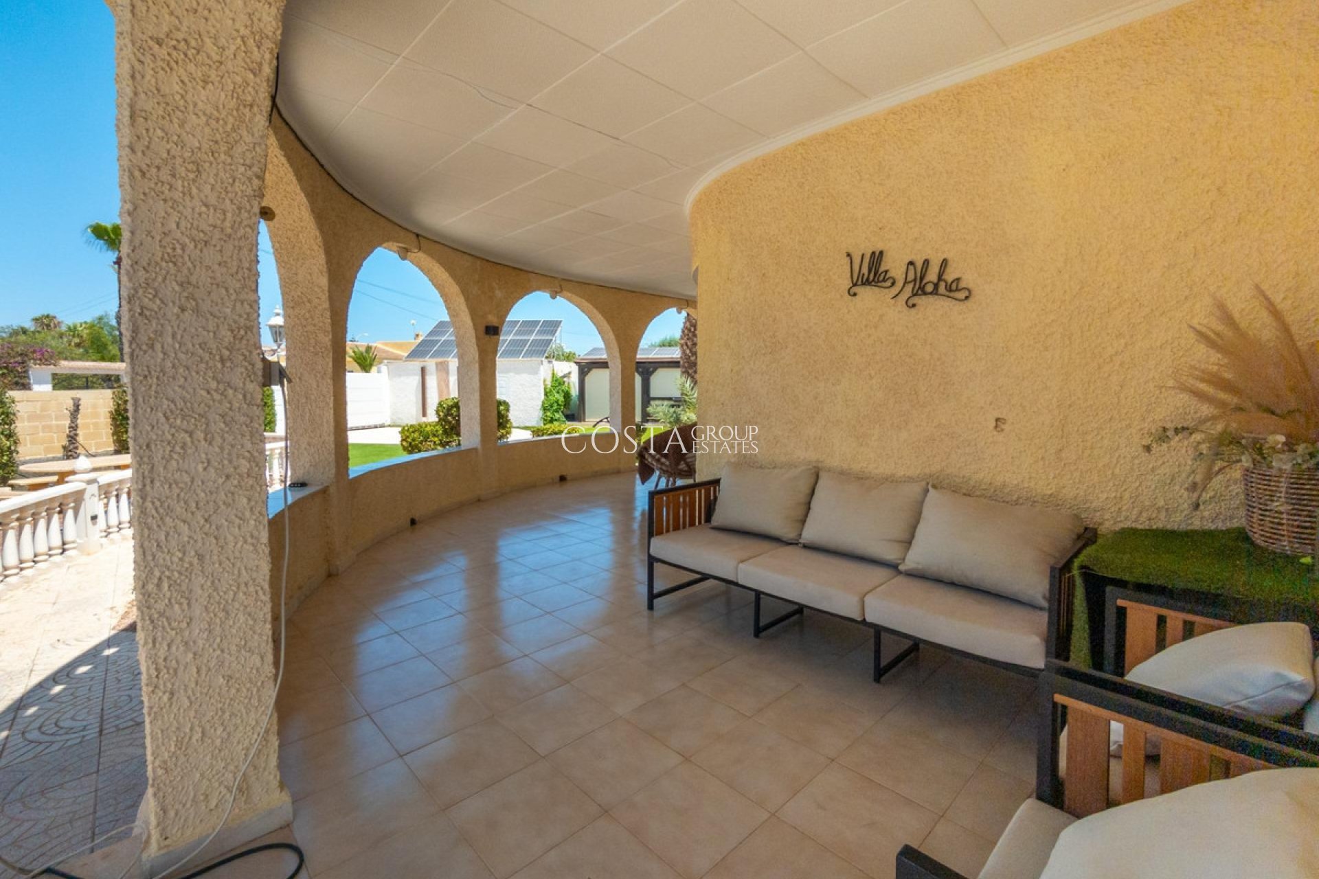 Herverkoop - Villa -
Torrevieja - El Chaparral