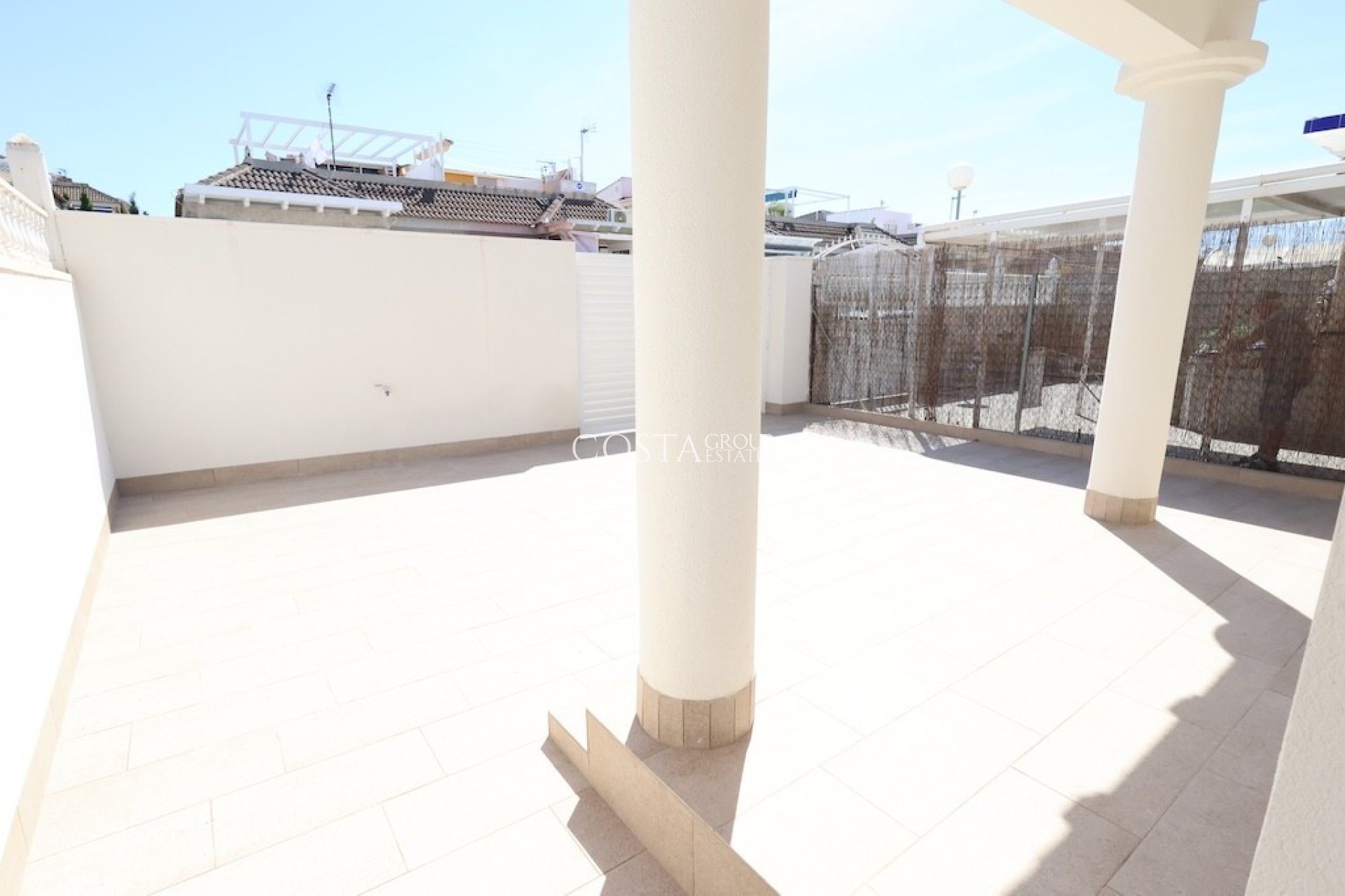 Herverkoop - Villa -
Torrevieja - El Chaparral