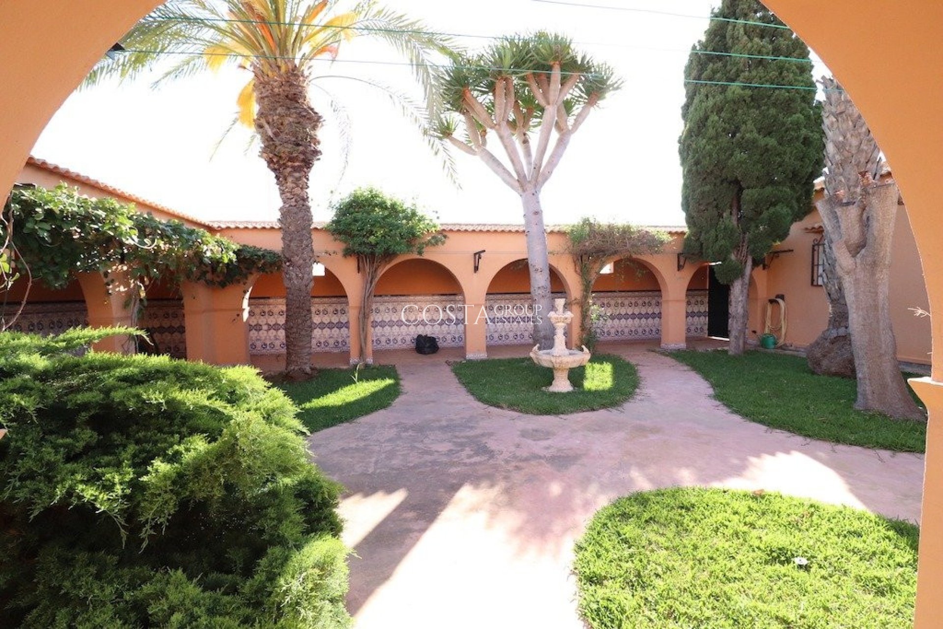 Herverkoop - Villa -
Torrevieja - El Chaparral