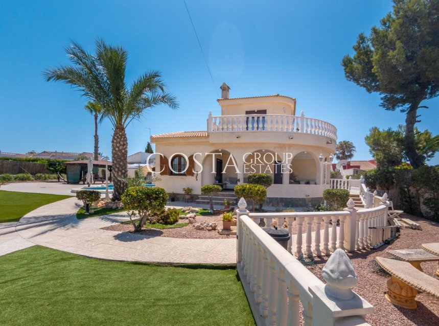 Herverkoop - Villa -
Torrevieja - El Chaparral
