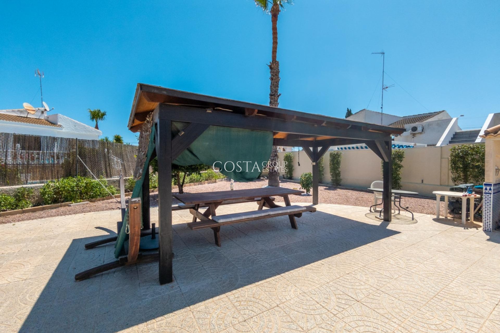 Herverkoop - Villa -
Torrevieja - El Chaparral