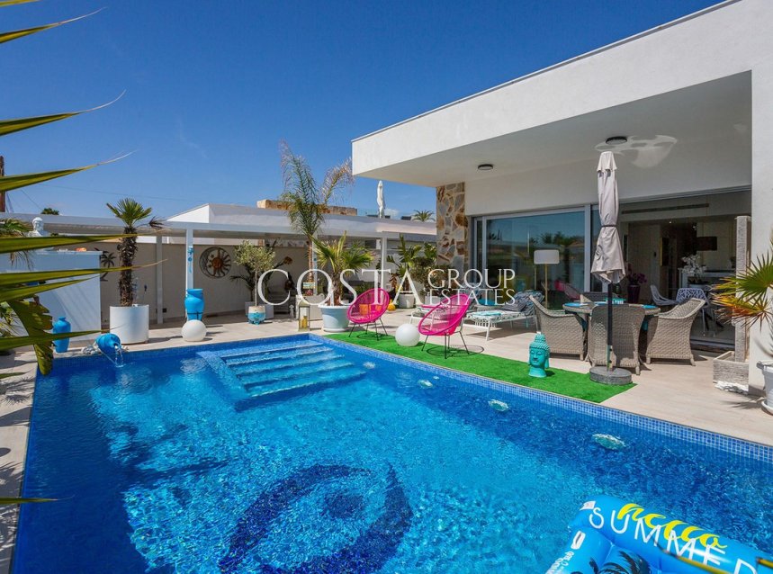 Herverkoop - Villa -
Torrevieja - El Chaparral