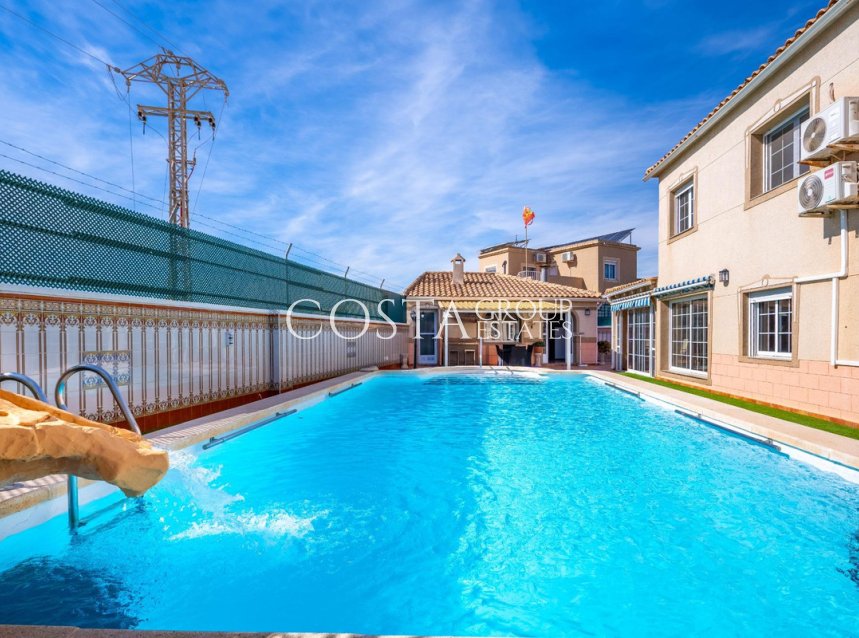 Herverkoop - Villa -
Torrevieja - El Chaparral