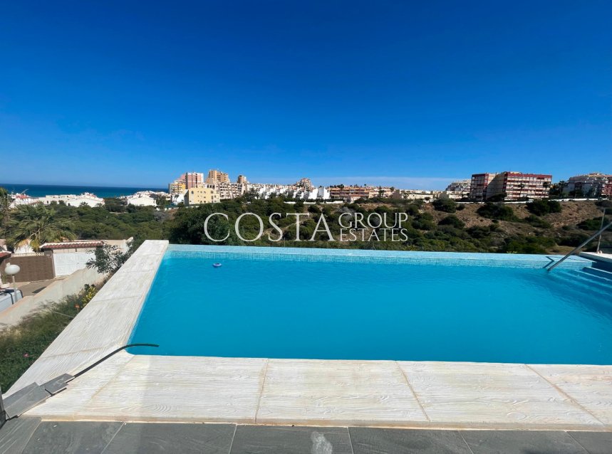 Herverkoop - Villa -
Torrevieja - La Mata