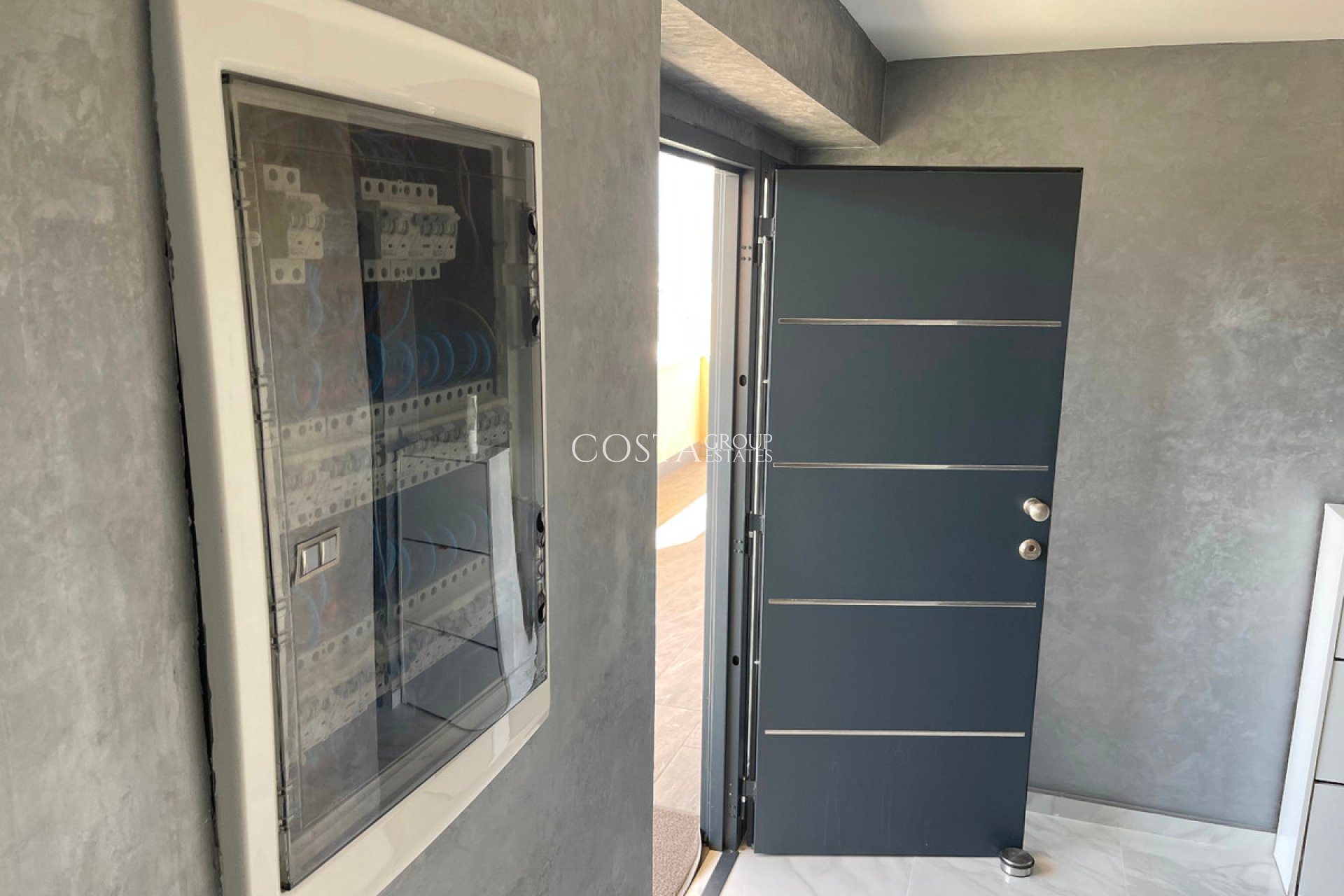 Herverkoop - Villa -
Torrevieja - La Mata