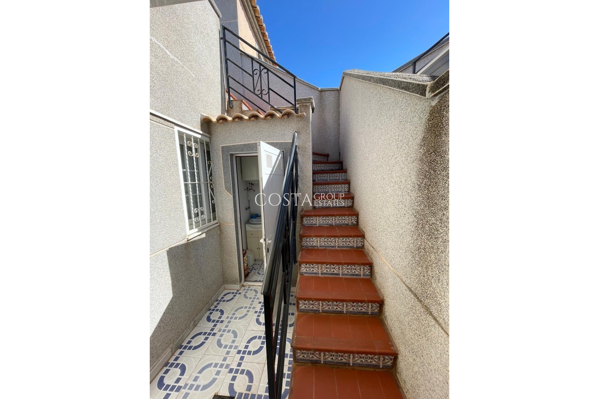 Herverkoop - Villa -
Torrevieja - La Siesta