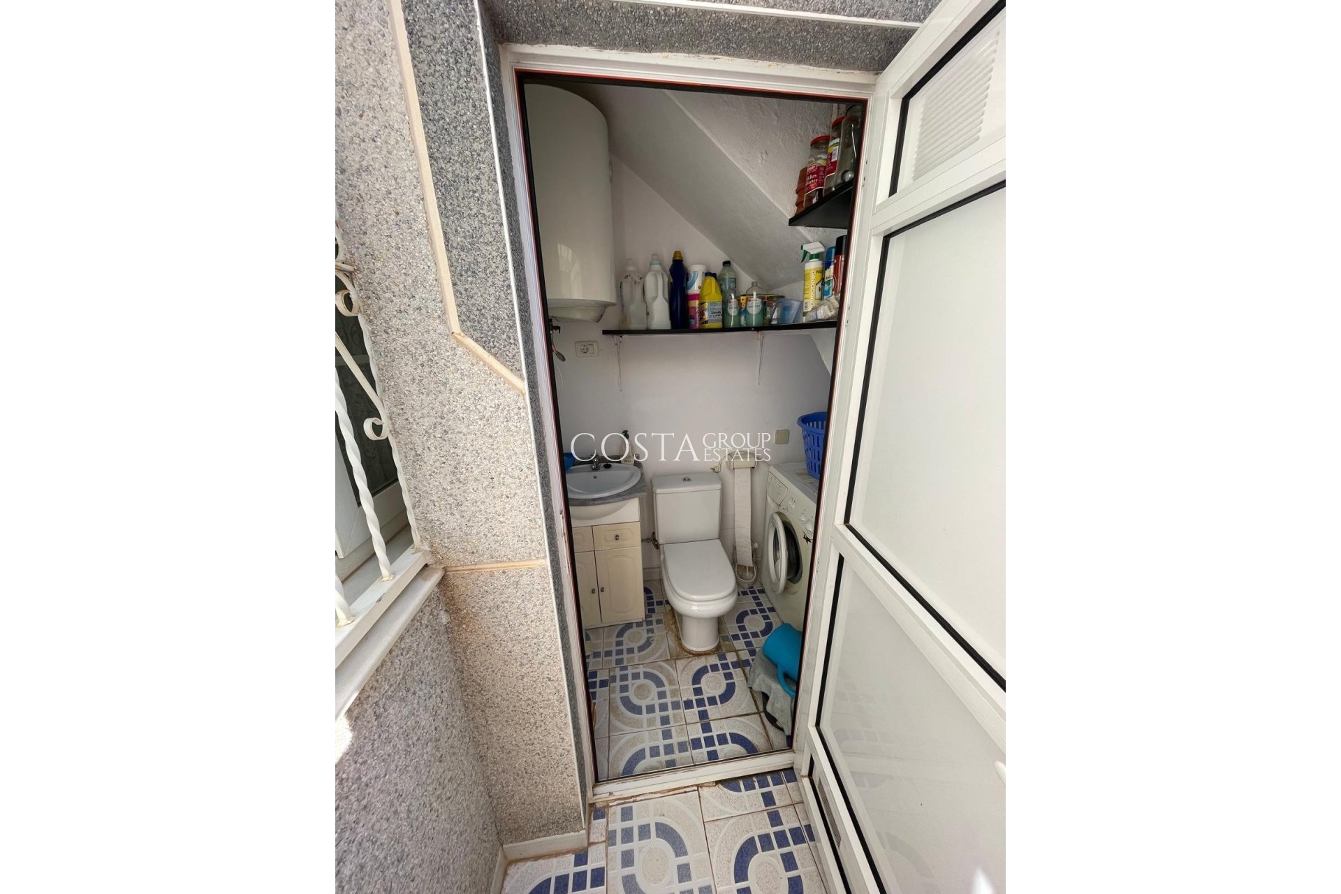 Herverkoop - Villa -
Torrevieja - La Siesta