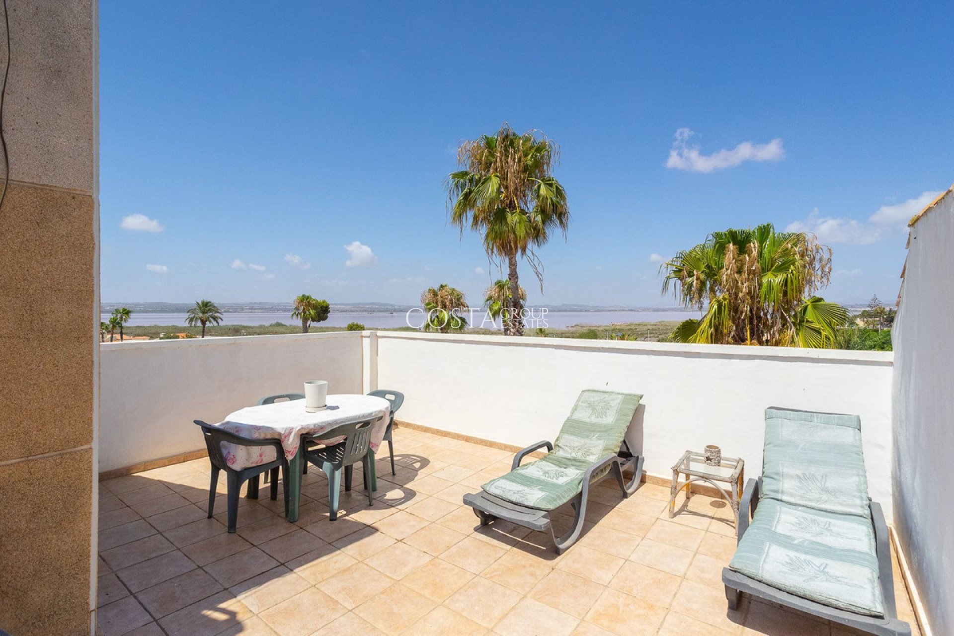 Herverkoop - Villa -
Torrevieja - La Siesta