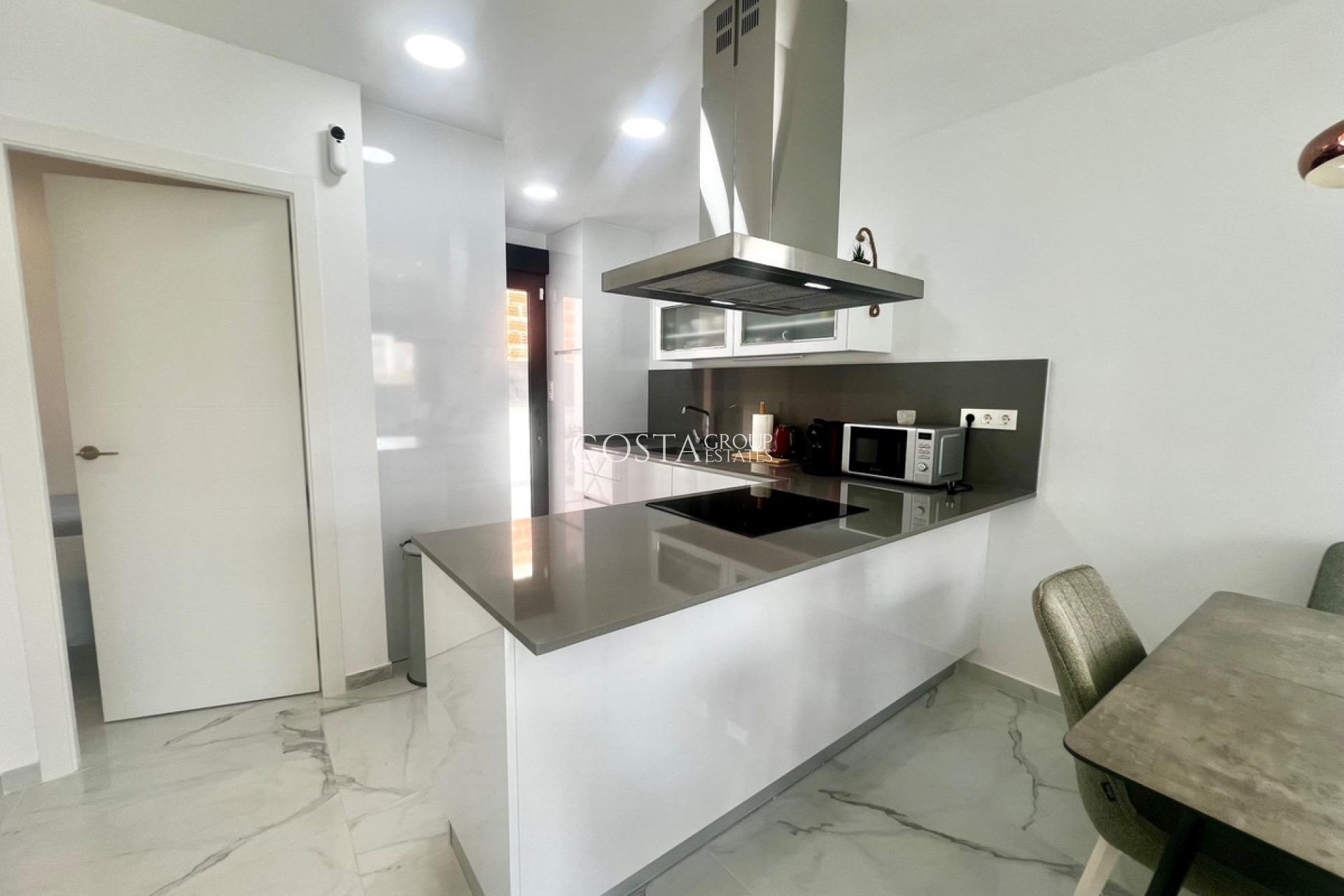 Herverkoop - Villa -
Torrevieja - La Siesta