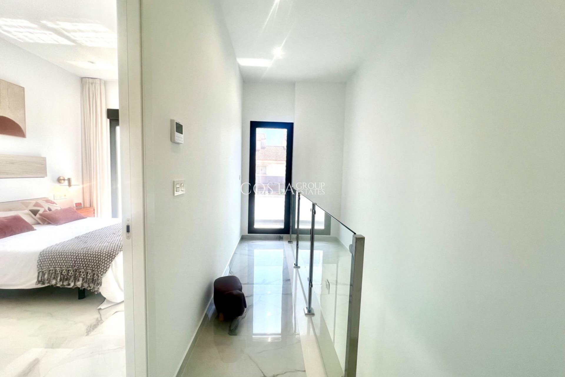 Herverkoop - Villa -
Torrevieja - La Siesta