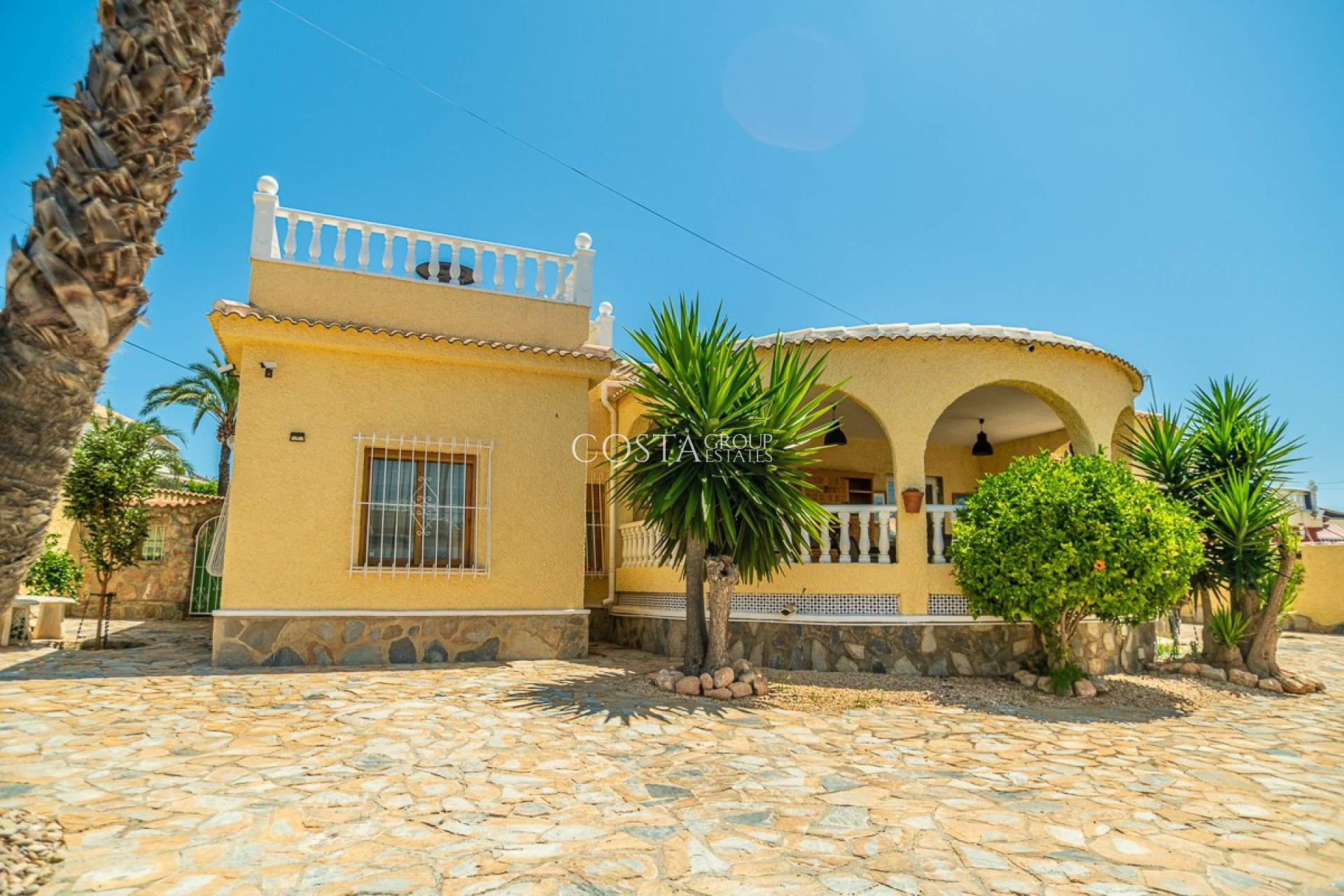 Herverkoop - Villa -
Torrevieja - La Siesta