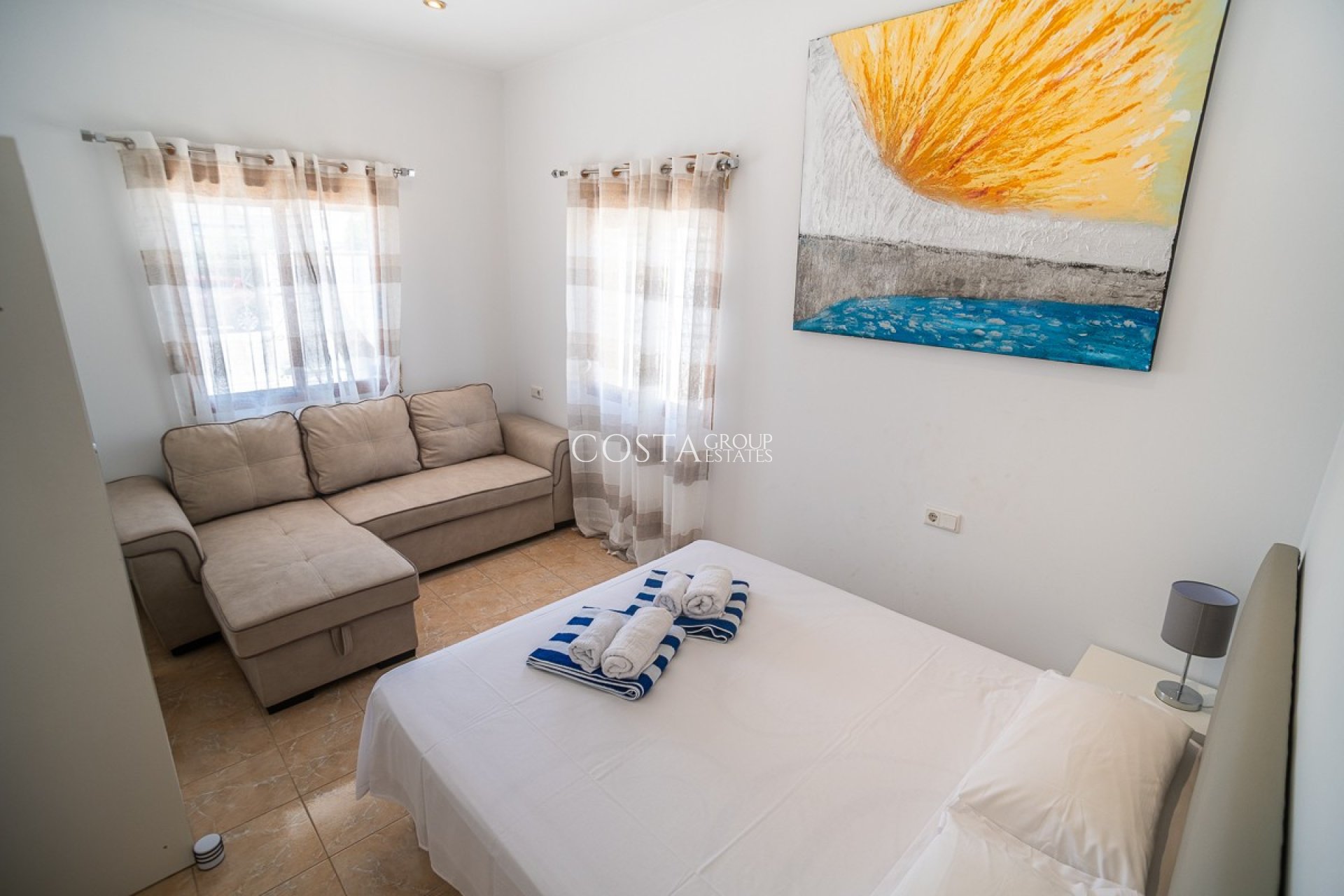 Herverkoop - Villa -
Torrevieja - La Siesta