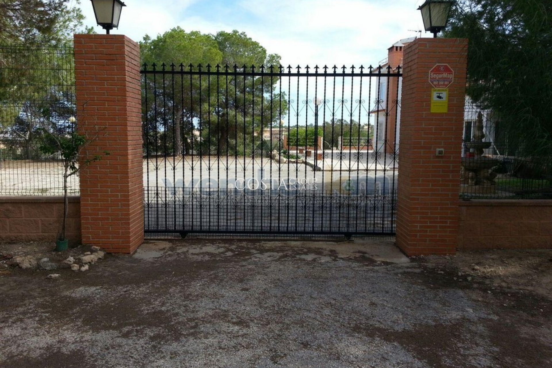 Herverkoop - Villa -
Torrevieja - Los Balcones
