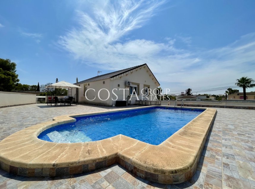 Herverkoop - Villa -
Torrevieja - Los Balcones