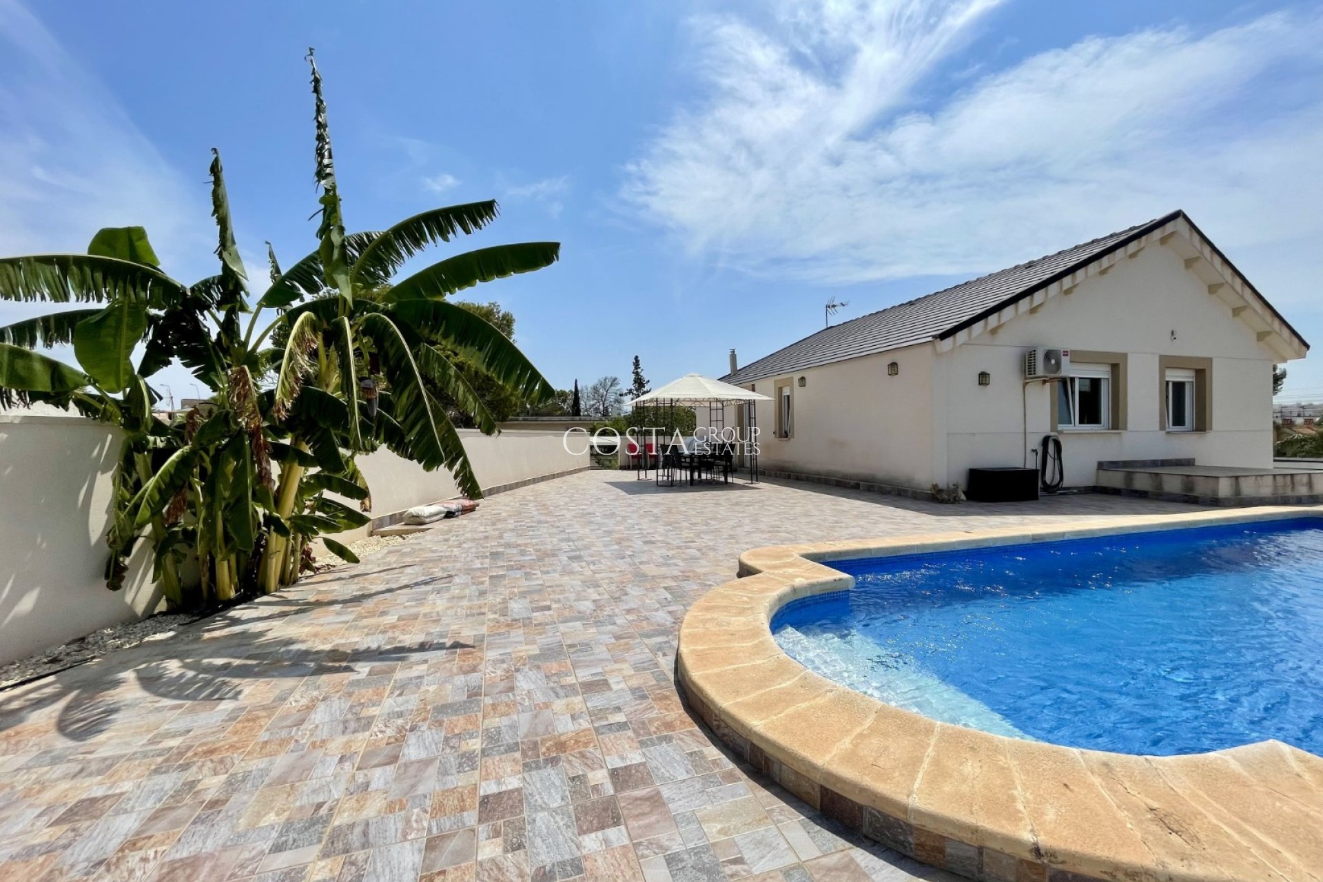Herverkoop - Villa -
Torrevieja - Los Balcones
