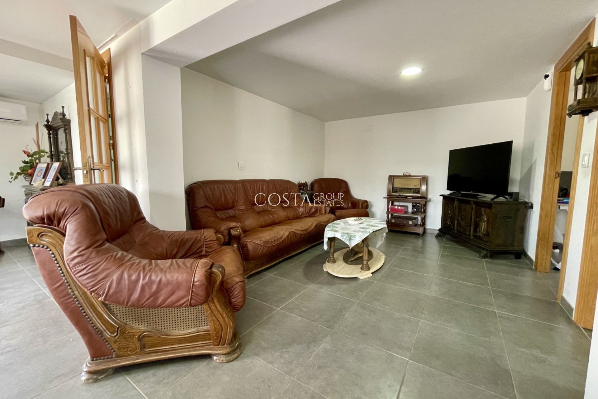 Herverkoop - Villa -
Torrevieja - Los Balcones