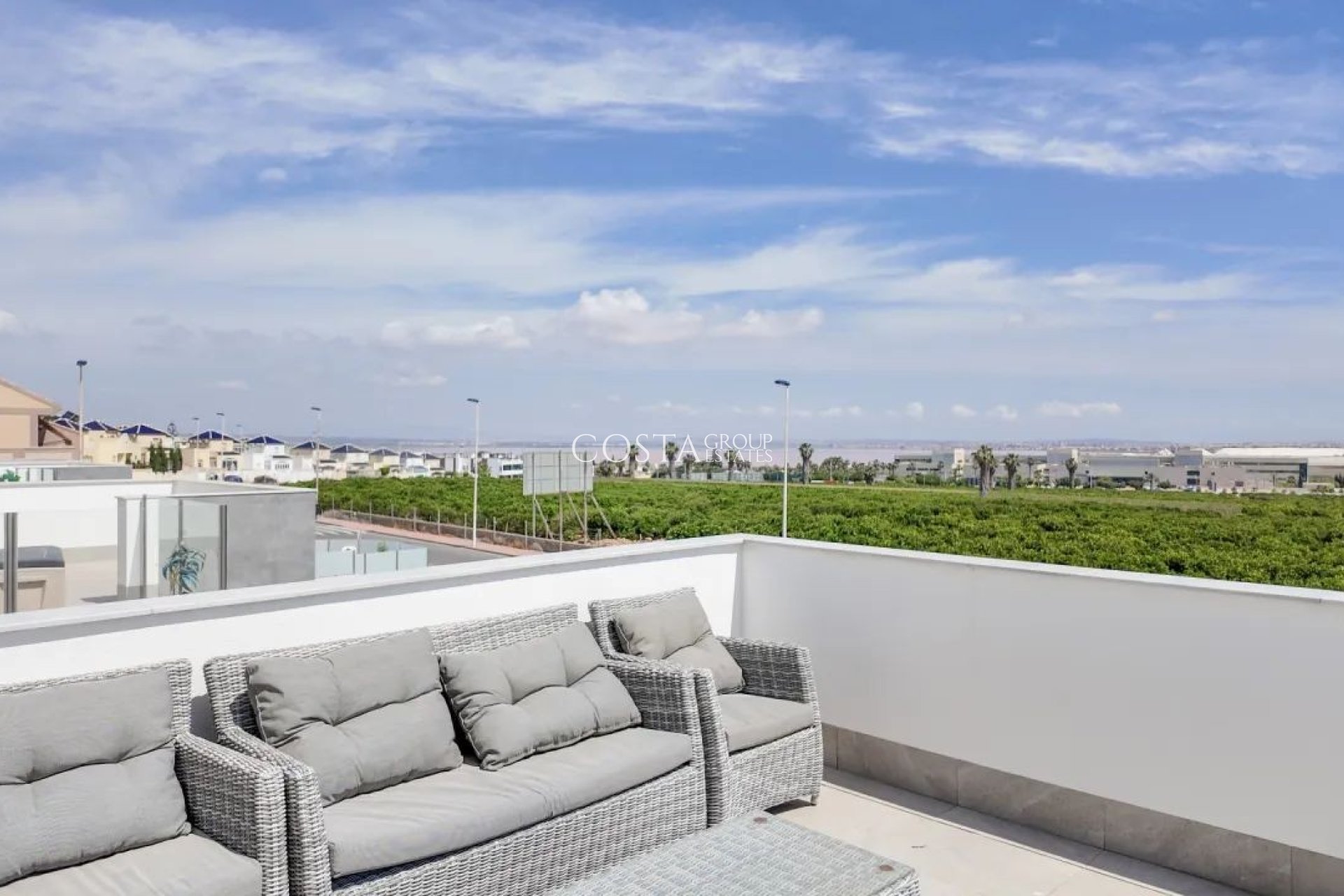 Herverkoop - Villa -
Torrevieja - Los Balcones