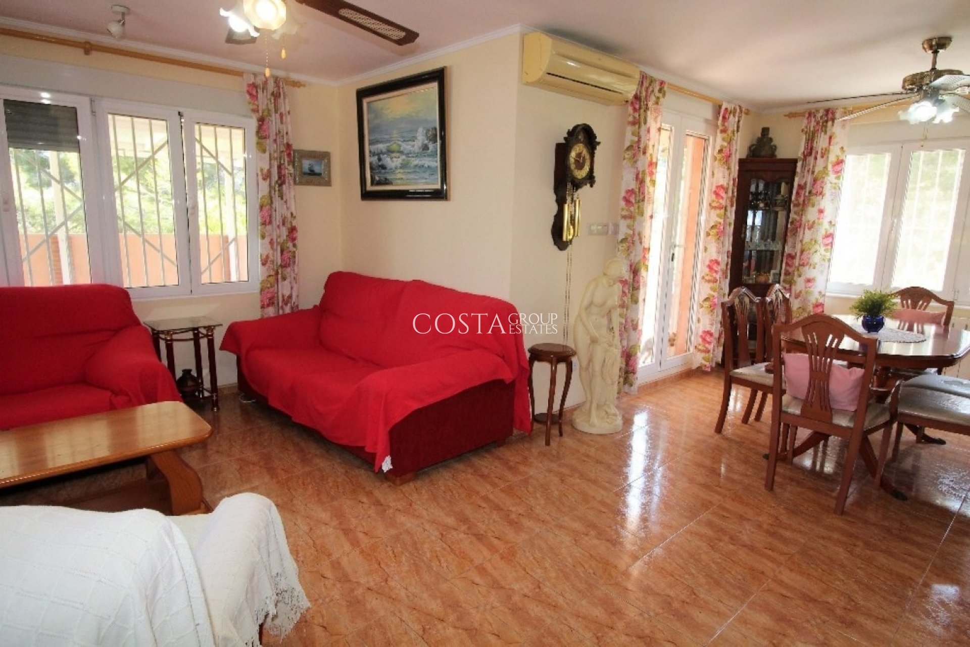 Herverkoop - Villa -
Torrevieja - Los Balcones