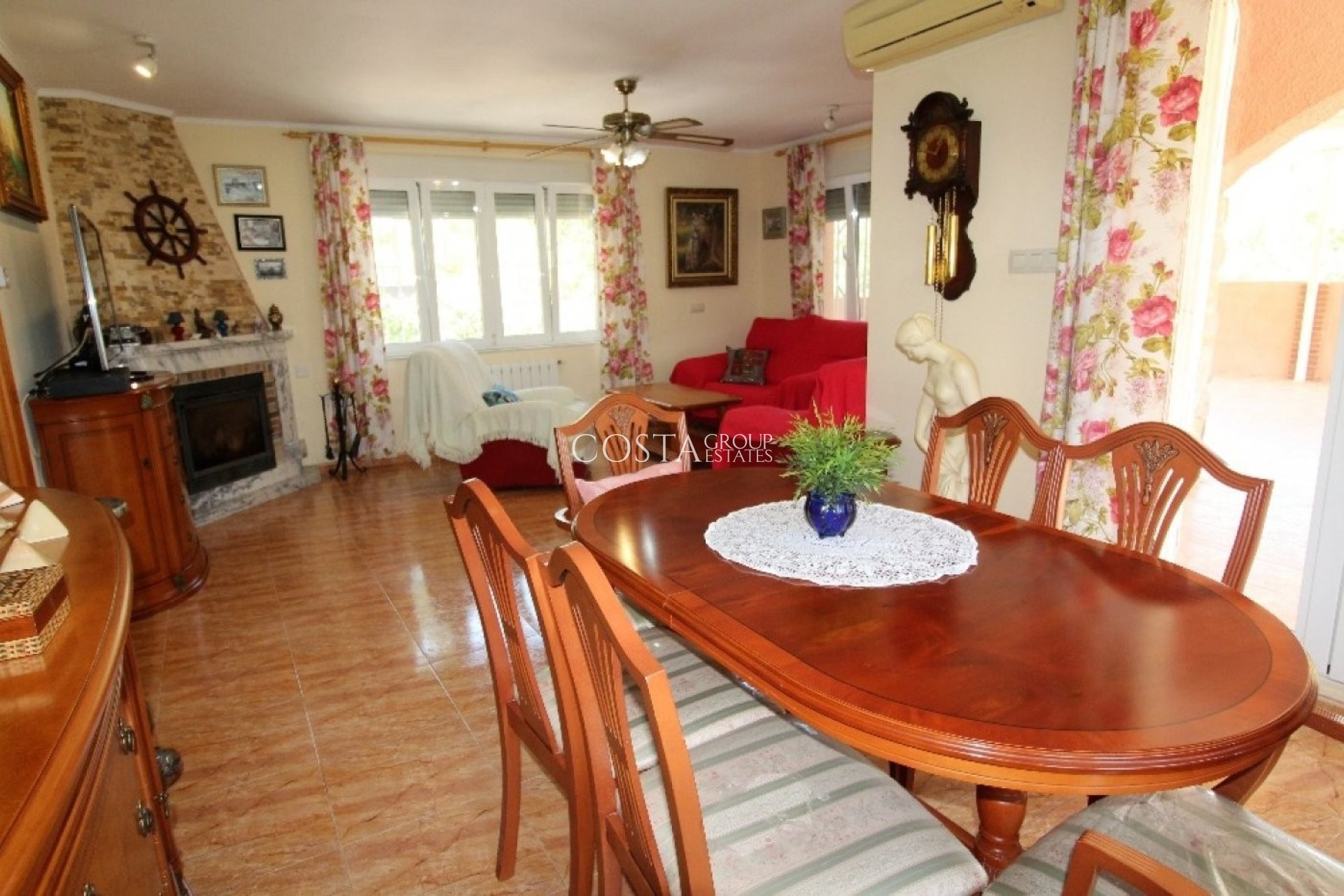 Herverkoop - Villa -
Torrevieja - Los Balcones