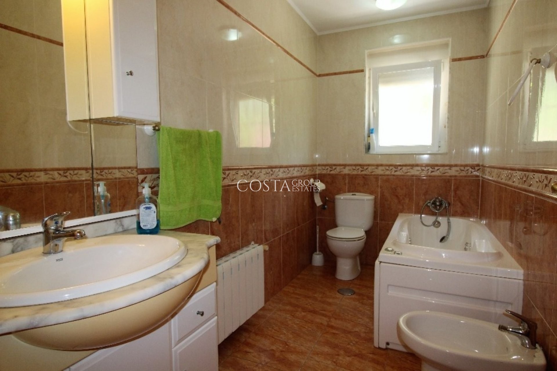 Herverkoop - Villa -
Torrevieja - Los Balcones