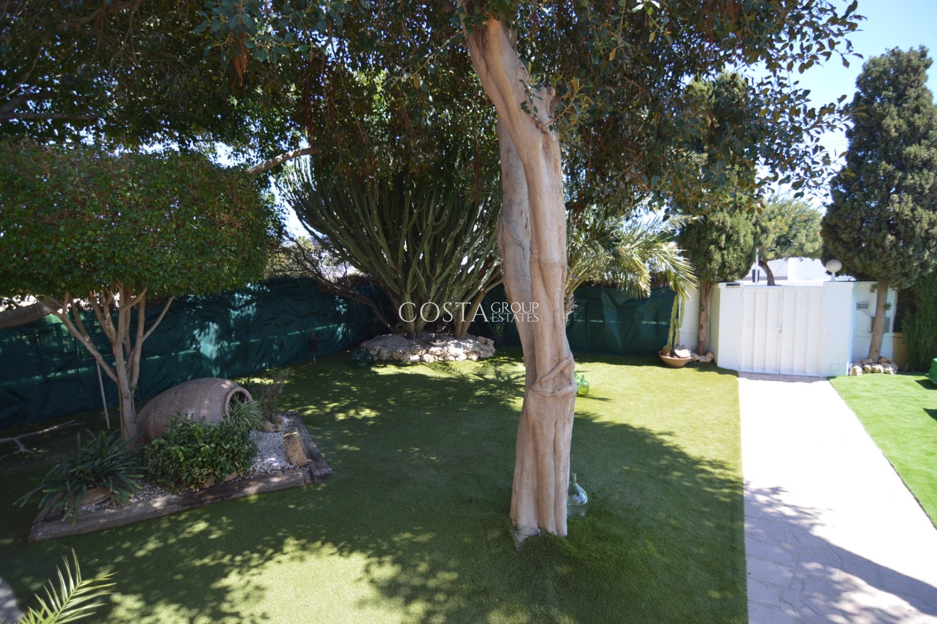 Herverkoop - Villa -
Torrevieja - Torreta